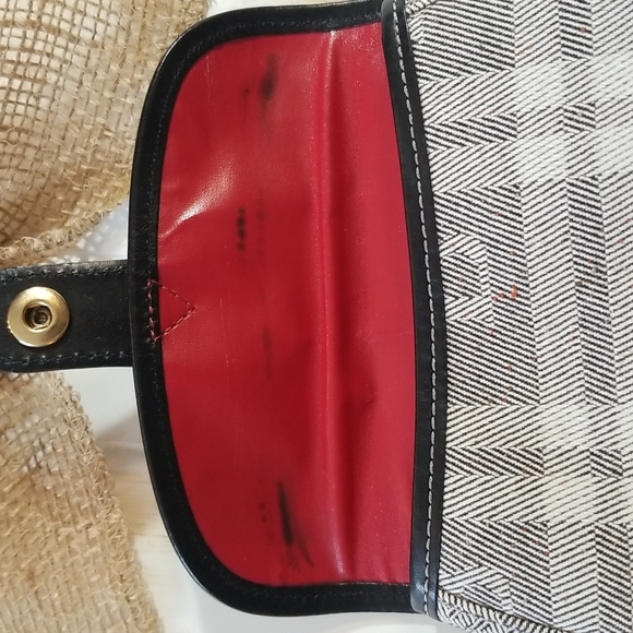 DOONEY AND BOURKE VINTAGE WRISTLET IN BLACK AND WHITE - Picture 6 of 8